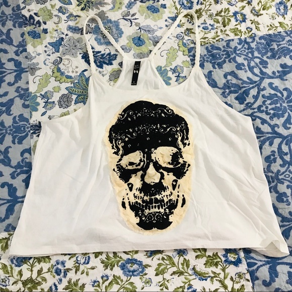 Bear Dance | Skeleton white crop top